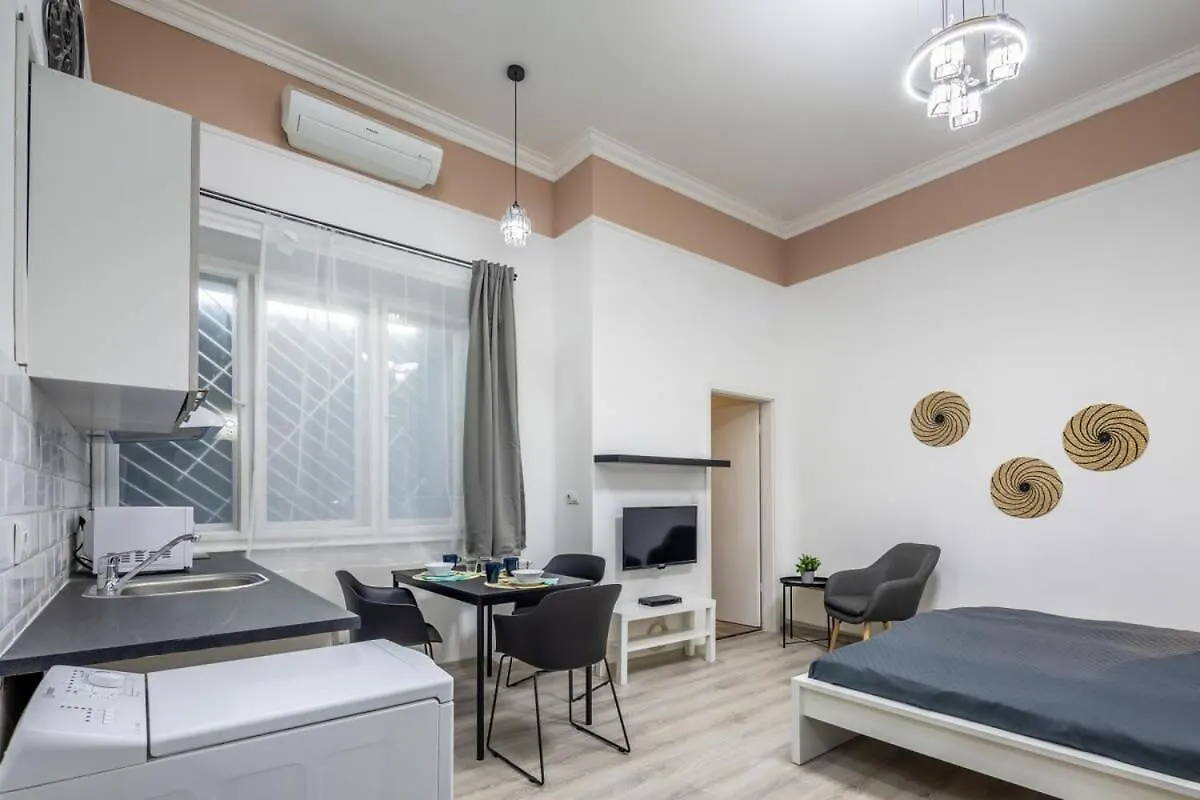 New Central And Convenient Budapest